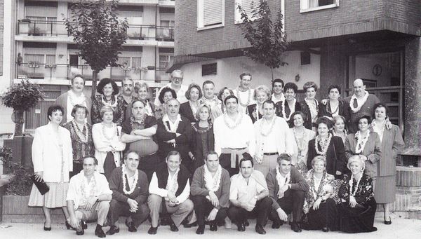 Quinta de 1940. Celebración. Durango (B), 1990. Fuente: Gurutzi Arregi, Grupos Etniker Euskalerria.