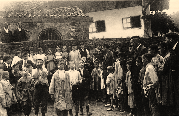 Arrautza-karrera. Zeanuri (B), 1918. Fuente: Archivo Fotográfico Labayru Fundazioa: Fondo Felipe Manterola.