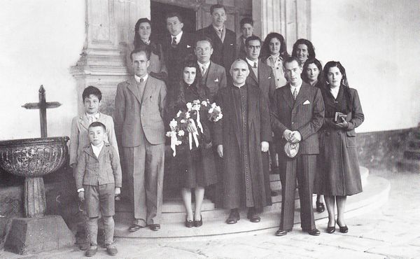 Ezkontza. Nabarniz (B), 1950. Fuente: Segundo Oar-Arteta, Grupos Etniker Euskalerria.
