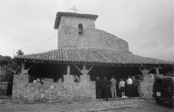 Ermita de San Pelayo. Bakio (B). Fuente: Archivo Fotográfico Labayru Fundazioa: José Ignacio García Muñoz.