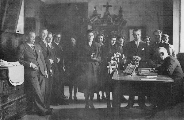 Acta del matrimonio. Nabarniz (B), 1950. Fuente: Segundo Oar-Arteta, Grupos Etniker Euskalerria.