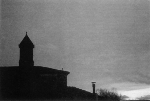 Iluntzea. Fuente: AA. VV. Euskaldunak. Tomos III y IV. San Sebastián, Etor, [1988]. Foto X. Otero.